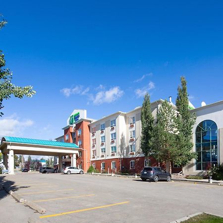 Holiday Inn Express Hotel & Suites Edson By Ihg Kültér fotó