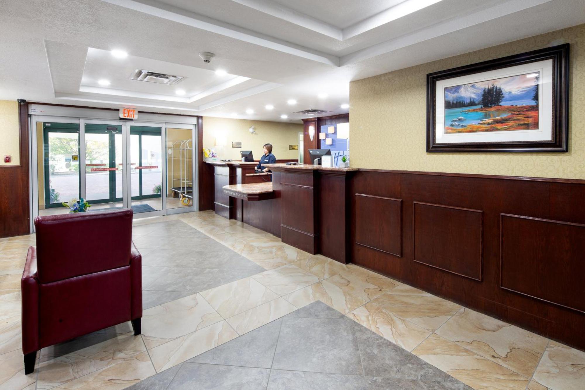 Holiday Inn Express Hotel & Suites Edson By Ihg Kültér fotó
